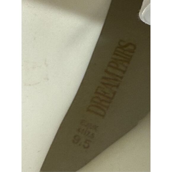 Dream Pairs Elegant White Heeled Boots - Picture 11 of 11